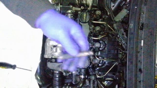 Cum se demonteaza injectoarele la ford focus 2 din 2006, 2007, 2008... 1.6 tdci 109 cp. Abonează-te смотреть онлайн