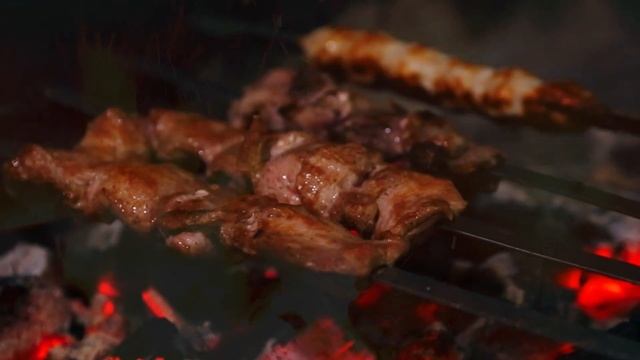 Кафе Тиа: шашлык смотреть онлайн