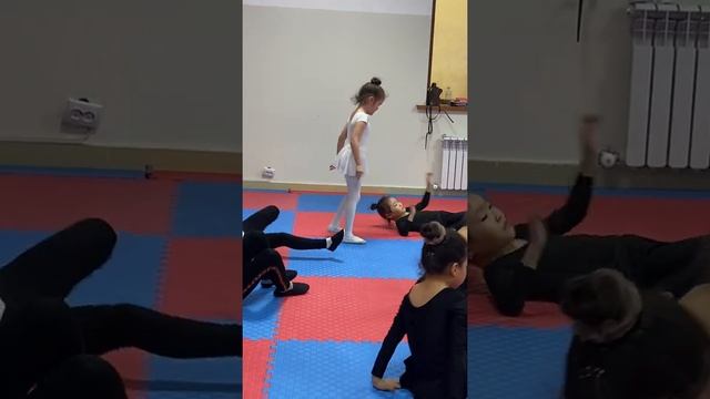 День открытых дверей на кружке Танцы смотреть онлайн