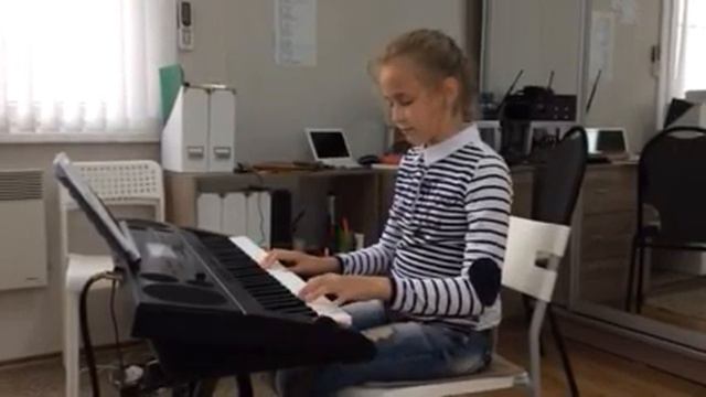 Соня Шампурова. СветлячОК вокальная студия смотреть онлайн