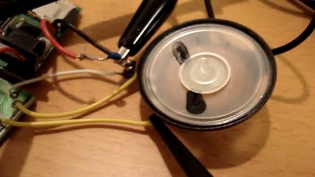Play WAV files on a micro SD card using Atmega8 (1/2) смотреть онлайн