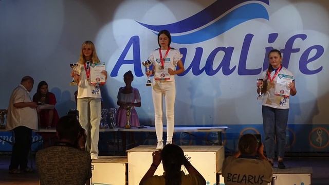 *295. Фото призеров Чемпионата Мира 2021 по шашкам 64. Болгария, Кранево, спорт комплекс Aqua Life. смотреть онлайн