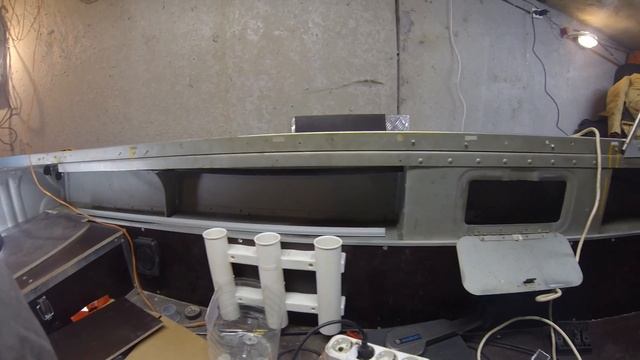 Тюнинг прогресс 2М (часть 23я) - электричество в лодке part1 смотреть онлайн