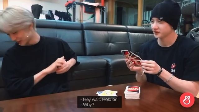 {ENG SUB} Stray Kids | Felix And Bangchan Playing Uno