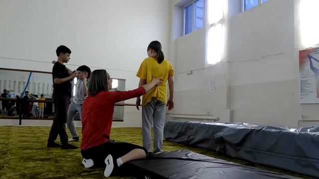 Тренировка ребятни в группе 15+ | ФЛЯК |03.05.2017 #6 смотреть онлайн