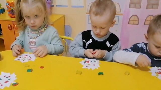 Молодёжная (младшая группа). Творчество "осенний лист" смотреть онлайн
