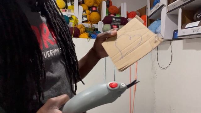 Does Electric Scissors Work For Tufting Review | Tugs Rugs смотреть онлайн