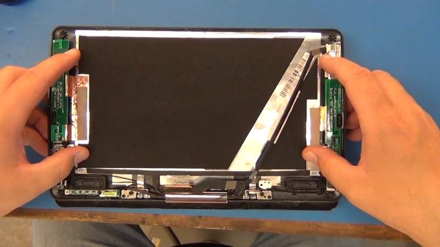 Laptop screen replacement / How to replace laptop screen Lenovo S10-T3 model 0651 смотреть онлайн
