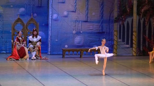 "Спящая Красавица". Вариация Авроры, 2й акт, Дарья Страздынь смотреть онлайн