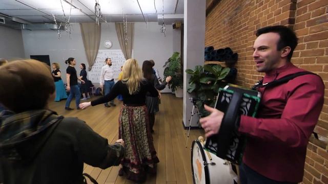 «Ой, вы морозы» / Плясовая песня / СамоВар / Русские танцы смотреть онлайн