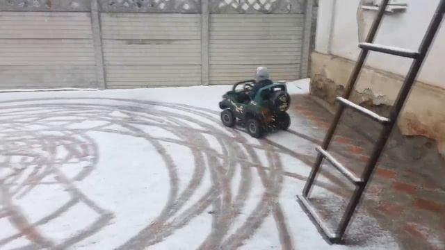 The Youngest Drifter In The World  Дрифт Жени, которому 3 года