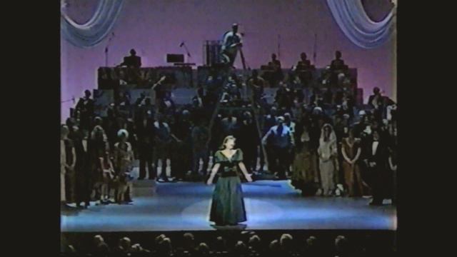 Frederica von Stade performs Bernstein (1 December 1988) смотреть онлайн