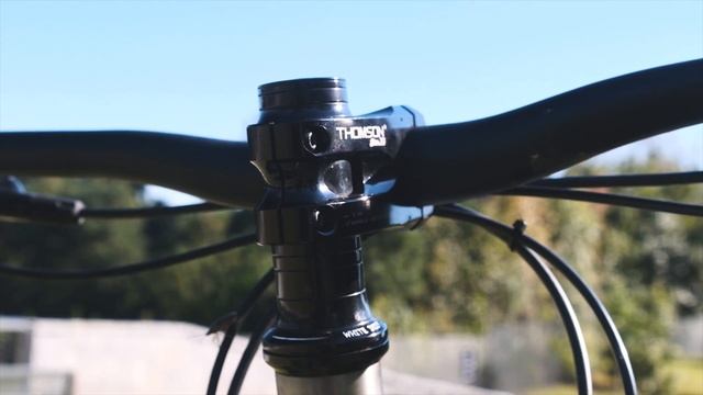 My Titanium Omnium Cargo bike - Lemme tell you about it! смотреть онлайн