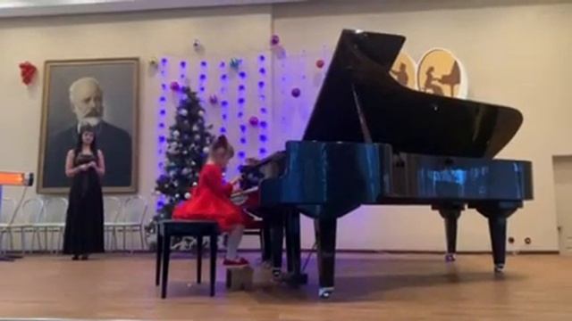 Лара Лемента. 4 года смотреть онлайн