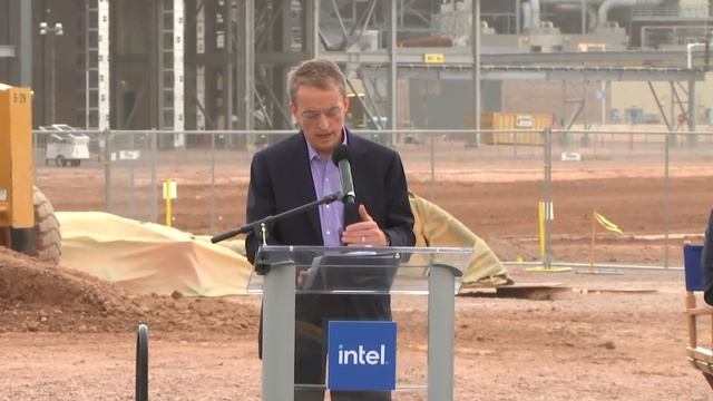Intel Breaks Ground on Two Arizona Fabs with Pat Gelsinger (Event Replay) смотреть онлайн