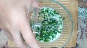 Омлет с зелёным луком в мультиварке