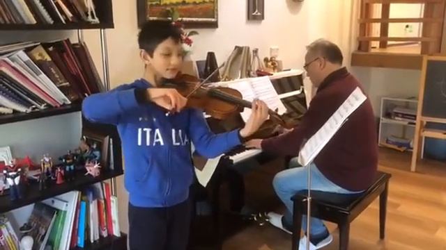 Davide Mazzini saluta Cremona con il violino смотреть онлайн