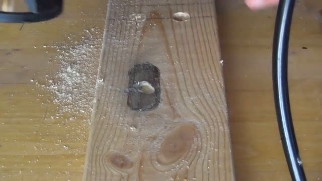 Фрезерование гравером. Фрезеровальная насадка, фрезы для гравера, быстрозажимной патрон. смотреть онлайн