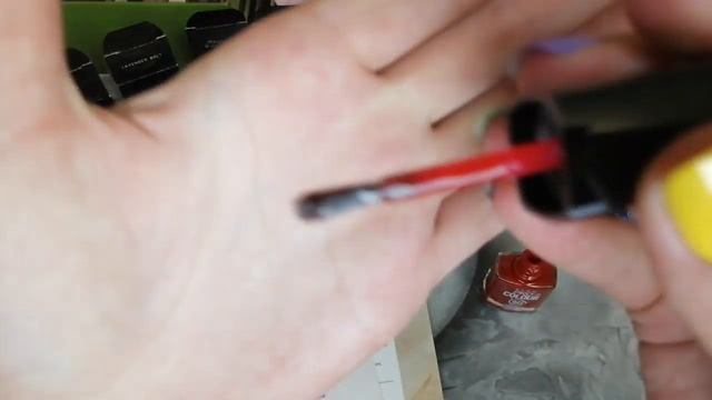 Лак Avon "Pro Цвет за 60 секунд" СВОТЧИ и отзыв смотреть онлайн