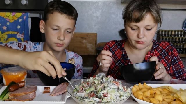 Мукбанг КимЧи лапша и нарезки