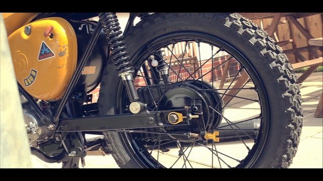 SPOTLIGHT // Simson S50 B electronic LT60 Cafe Racer смотреть онлайн