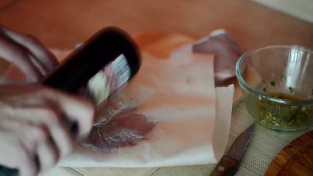 Эскалоп из свинины с молодыми овощами \ Pork escalope with Greens смотреть онлайн