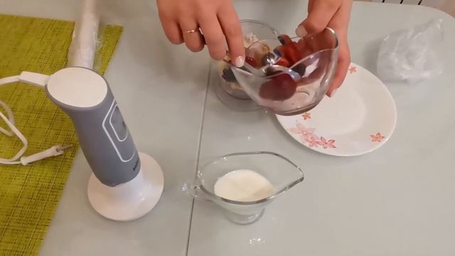 Что можно приготовить из банана? Мороженое! смотреть онлайн
