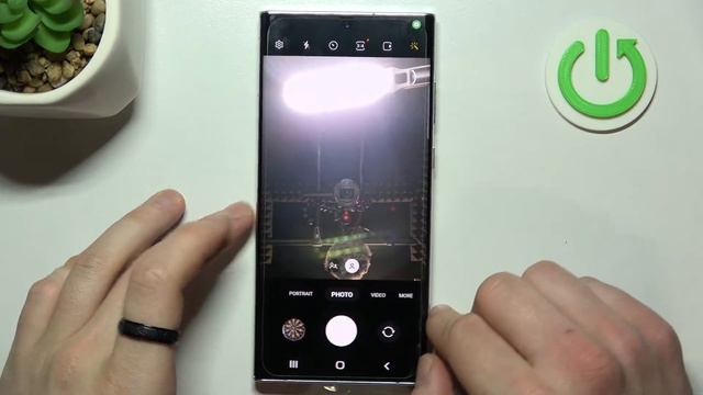 How to Take Selfie Using Palm Gesture on Samsung Galaxy S22 Ultra – Manage Camera Mode смотреть онлайн