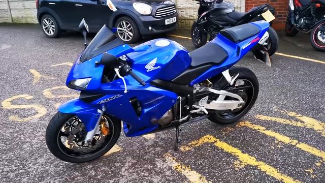Honda CBR600RR4 смотреть онлайн