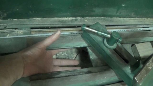 Обзор самодельного токарного станка по дереву. Overview of a homemade wood lathe. смотреть онлайн