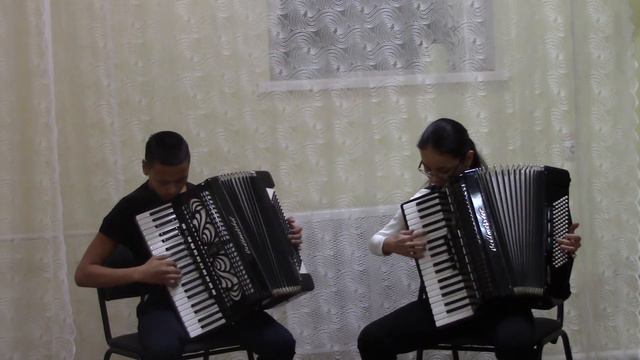 Ансамбль: Туркев Юрий, Тальпыргина Диана - "Смуглянка" смотреть онлайн