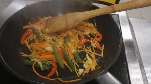 Рис с морепродуктами смотреть онлайн