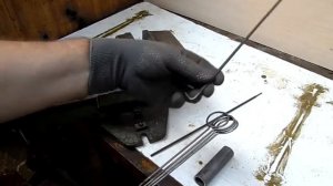 Как согнуть проволочное кольцо в самодельном приспособлении Дачный мастер на все руки