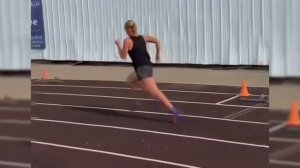Бег на короткие дистанции🏃💨 Работа туловища, рук и ног при беге 🐆 Техника старта с колодок 🏆