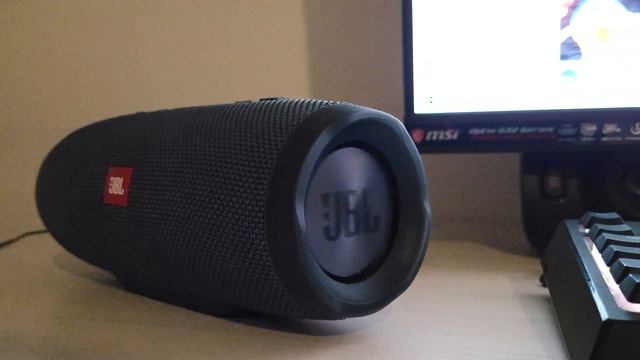 Jbl Charge Essential Non-Lfm bass test 90% VOL смотреть онлайн