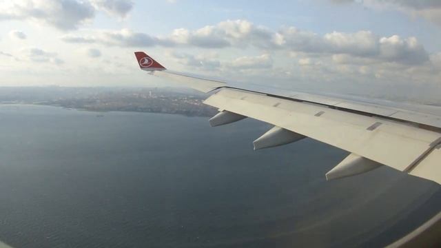 Полет над Мраморным морем, Стамбульским аквариумом, и посадка в Стамбуле (Landing in Istanbul) смотреть онлайн
