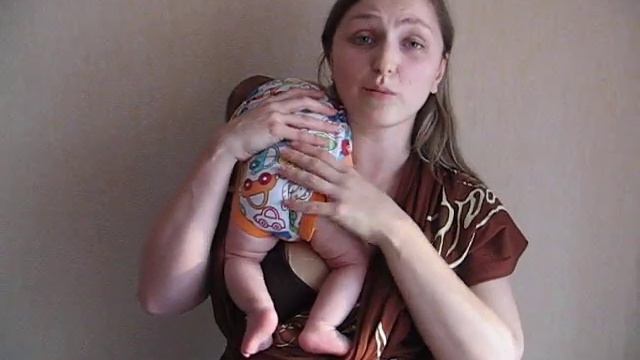 Слинг-шарф. В позе 