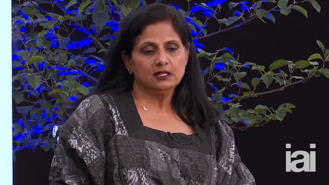 Gravity and the universe | Sabine Hossenfelder, Erik Verlinde, Priyamvada Natarajan [FULL DEBATE] смотреть онлайн