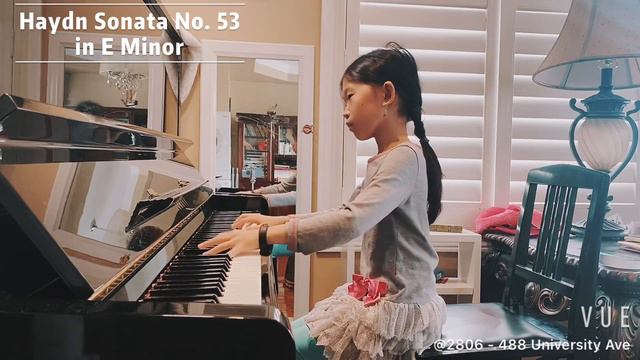 Jessie GAO plays Haydn Sonata No.53 in E minor 3rd movement смотреть онлайн