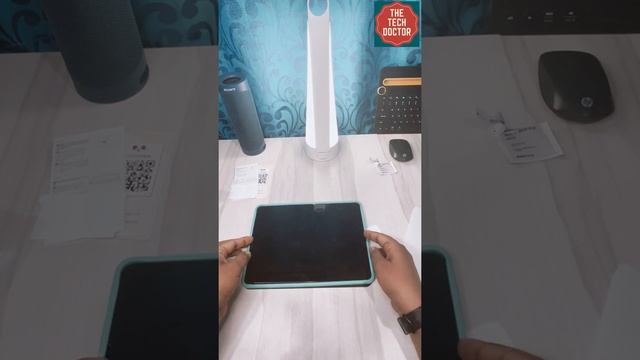 ESR Tempered glass for iPad | Unboxing & Installation #iPad #screenprotectors смотреть онлайн