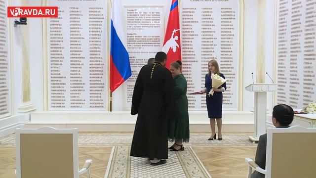 МНОГОДЕТНЫЕ СЕМЬИ ВОЛГОГРАДА ПОЛУЧАЮТ ГОСНАГРАДЫ смотреть онлайн