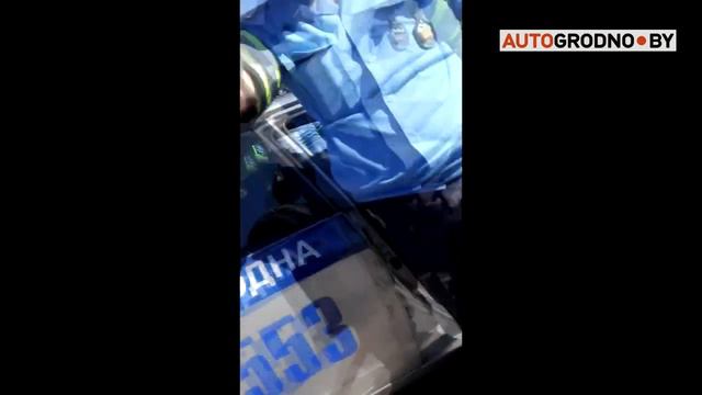 Спор между пешеходом и водителями. Проезд по пеш.переходу и тротуару.