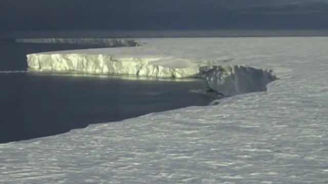 Tracking the World's largest Iceberg B 15 смотреть онлайн