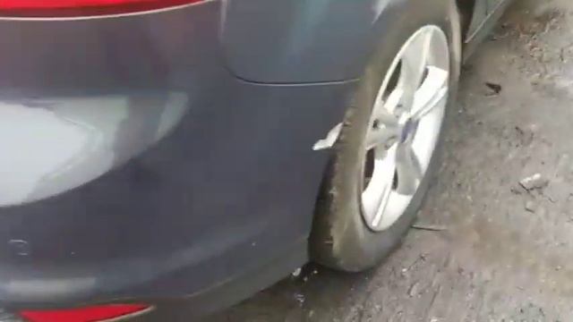 E111 Ford Focus 2011, 1.6, бензин, МКПП смотреть онлайн