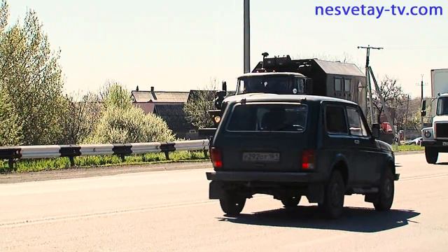 Проезд военной техники через Новошахтинск 25 04 2014 смотреть онлайн