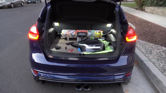 FOCUS RS TAIL LIGHTS ON MY FOCUS ST смотреть онлайн