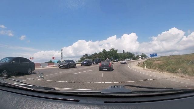 Дорога из Анапы в порт Кавказ Везде стройка смотреть онлайн