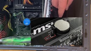 Как Сбросить Настройки БИОС, если Компьютер не Запускается: на примере MSI материнки