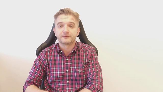 Почему не всегда хорошо делать морду кирпичом, заслышав русскую речь смотреть онлайн
