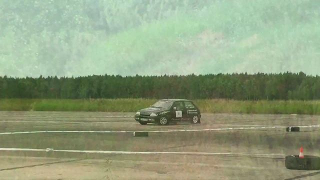 Szymon Flak / Janusz Haryłek Ford Fiesta xr2i 2 Runda CLASSICAUTO 12-06-2010 NMNP смотреть онлайн